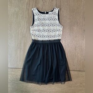 Speechless Sleeveless Tulle Exposed Zipper Mini Dress Size Small
